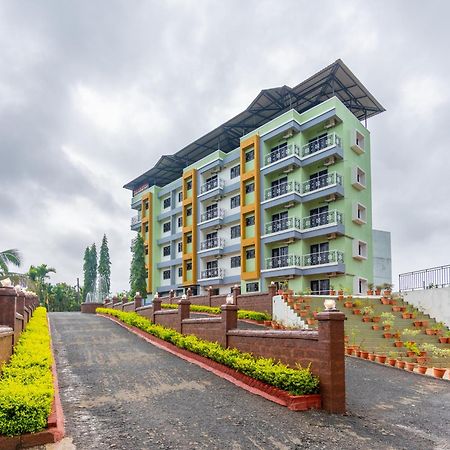 Treebo Green Village Resort - Goa Maneri  Eksteriør bilde