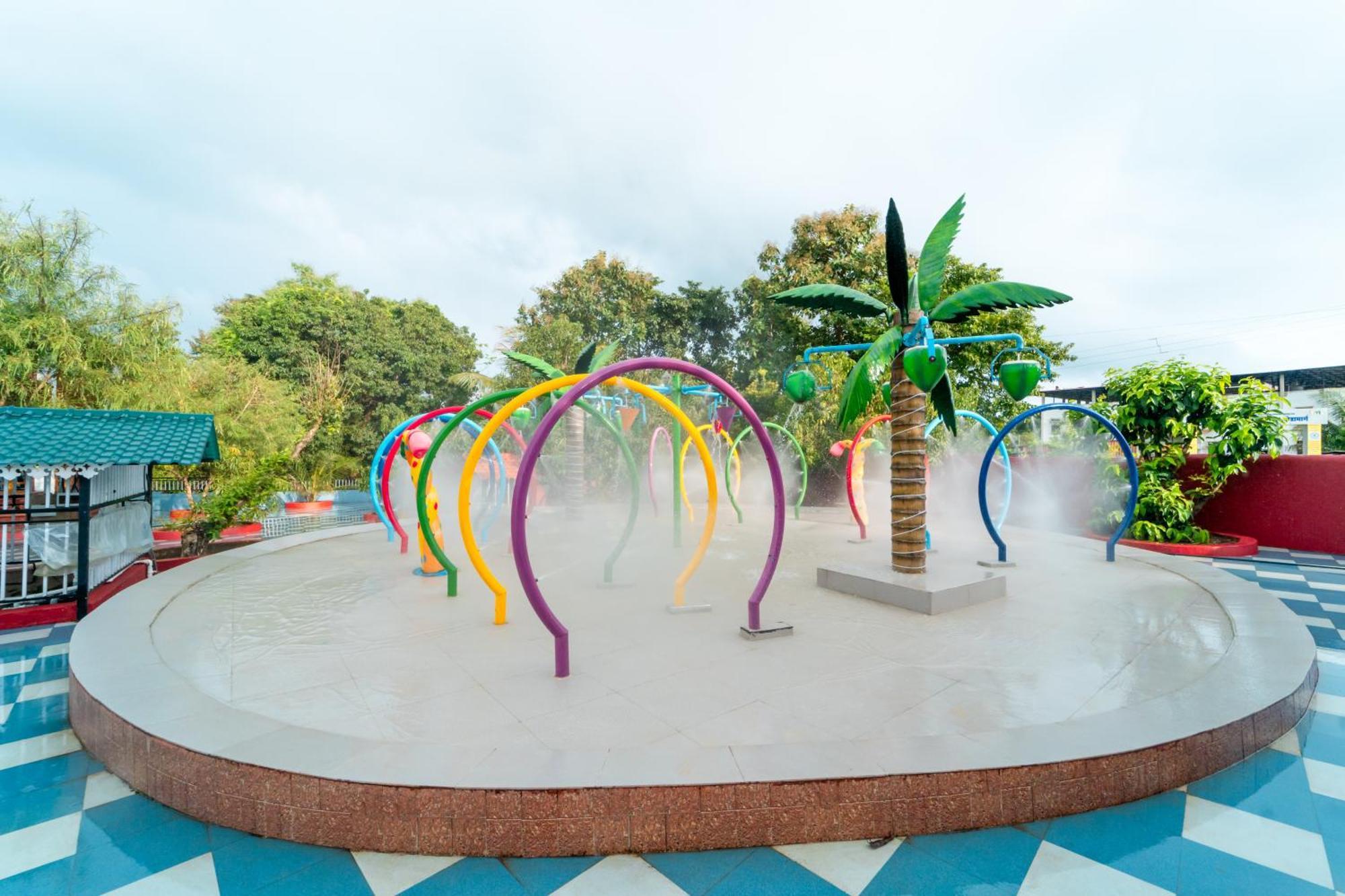 Treebo Green Village Resort - Goa Maneri  Eksteriør bilde